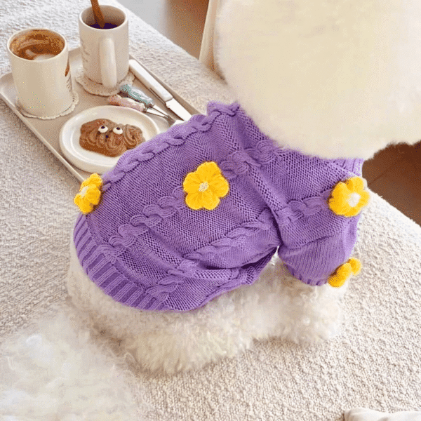 Diseño sin título (8) CHOMPA LILA FLORES - Ropa para perros y gatos