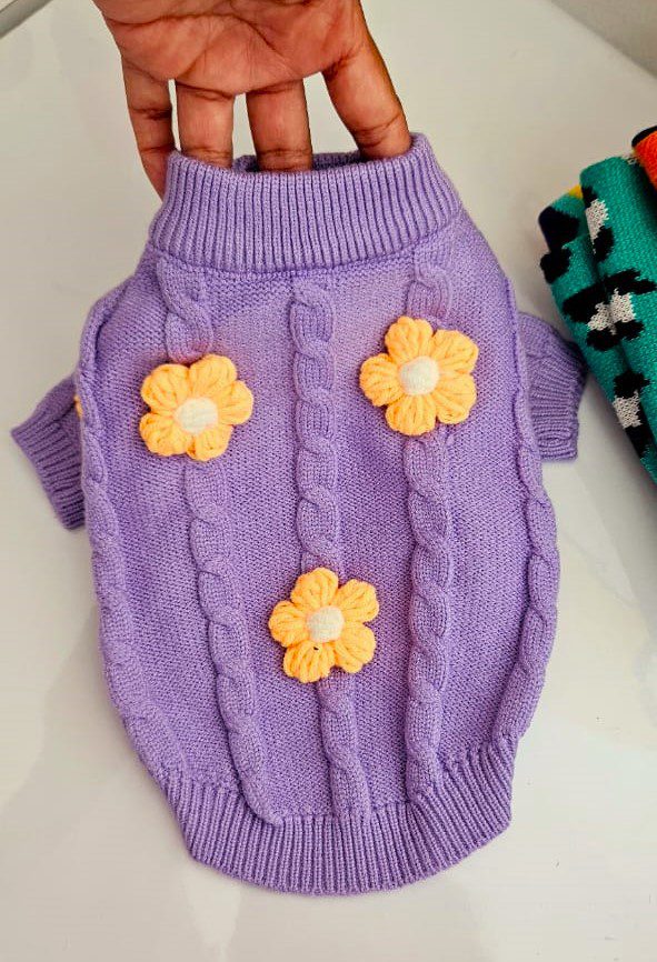 WhatsApp Image 2026-04-17 at 1.26.50 PM CHOMPA LILA FLORES - Ropa para perros y gatos